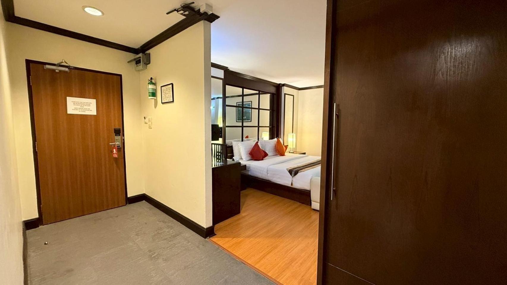 Grand Business Inn Bangkok Dış mekan fotoğraf