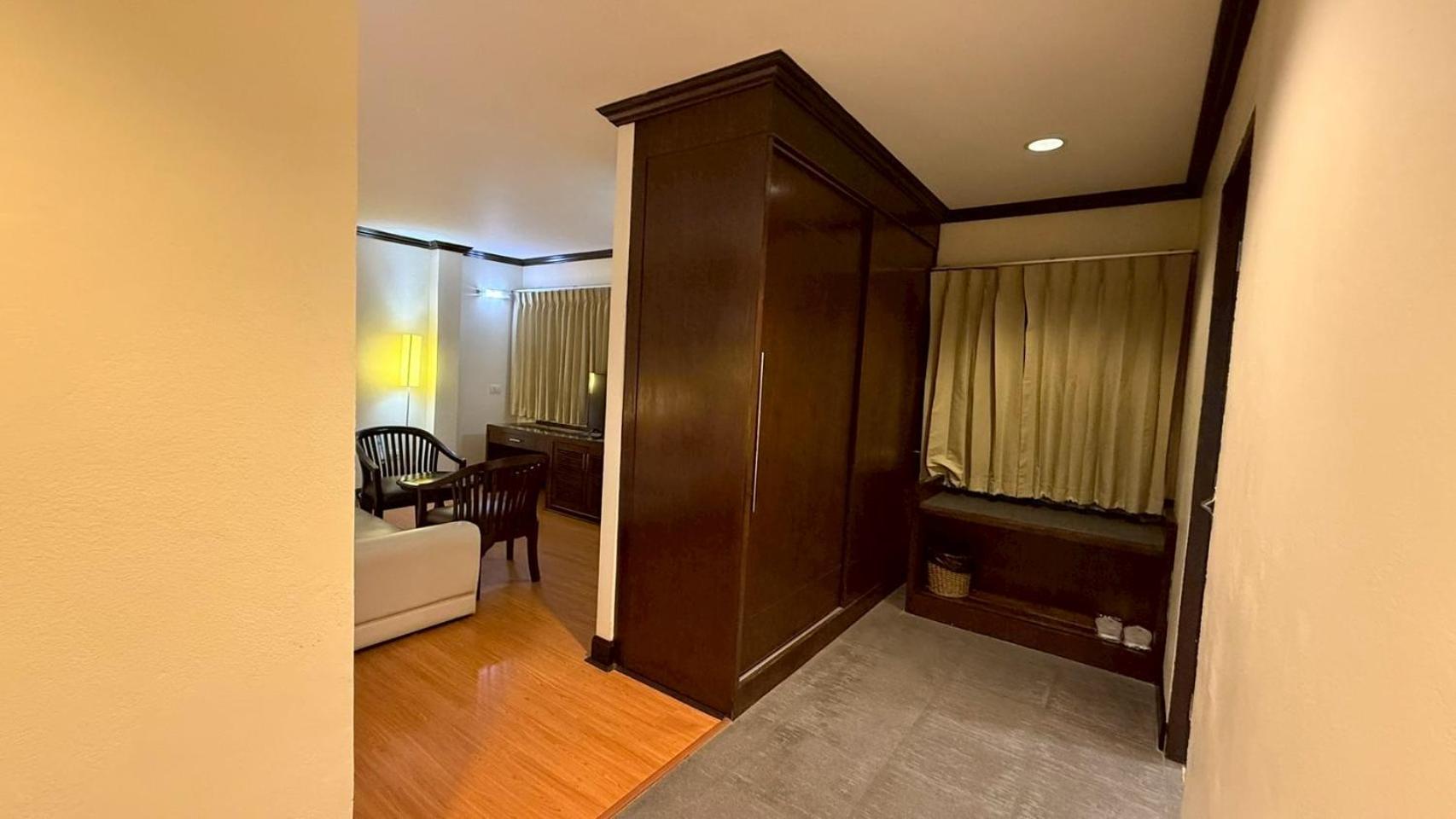 Grand Business Inn Bangkok Dış mekan fotoğraf