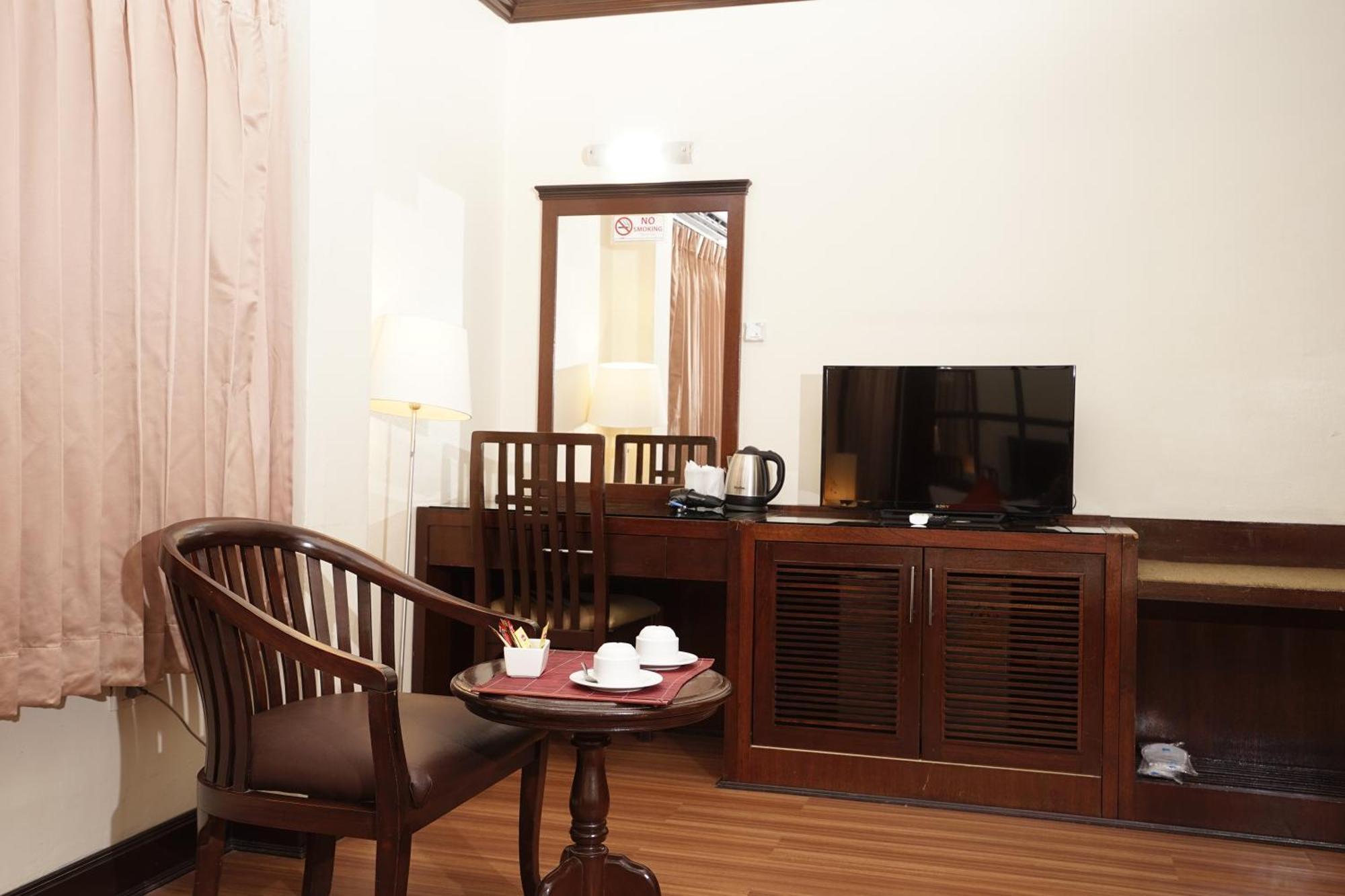 Grand Business Inn Bangkok Dış mekan fotoğraf